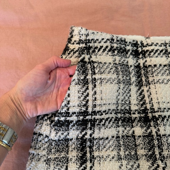 LOFT Tweed Metallic Plaid Skirt - Picture 6 of 8